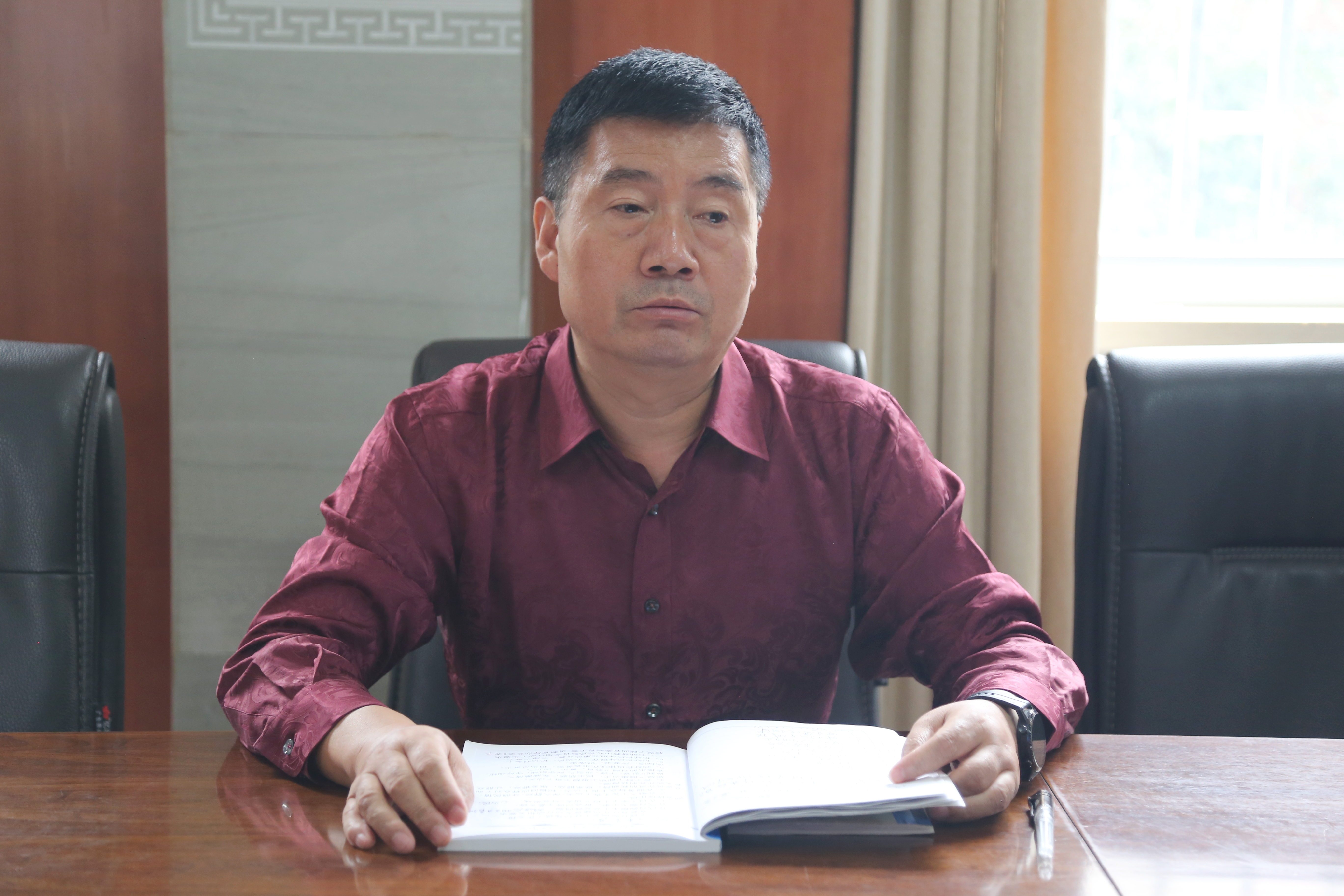 窦兴武传达相关会议要求