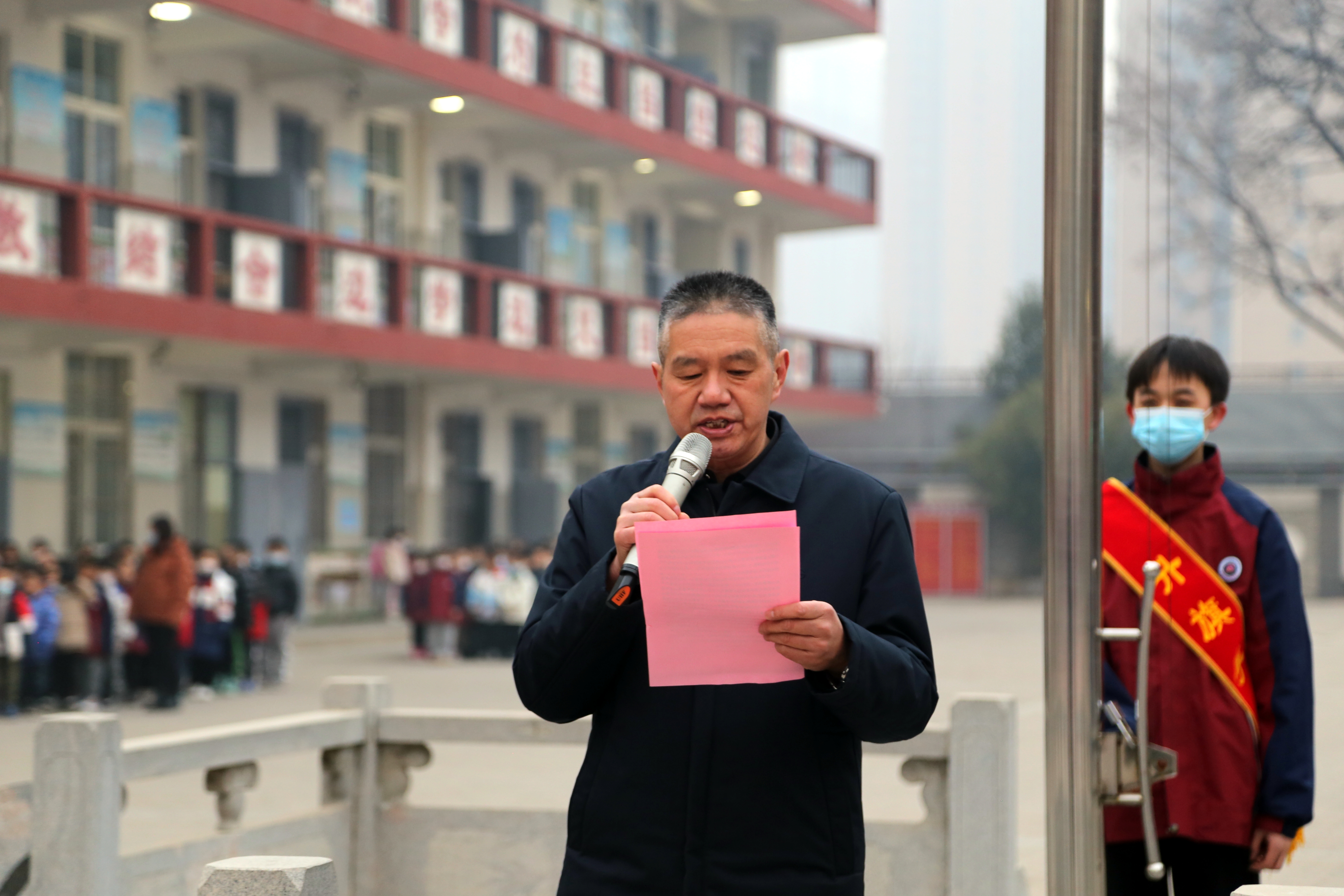 校长张吉高致辞