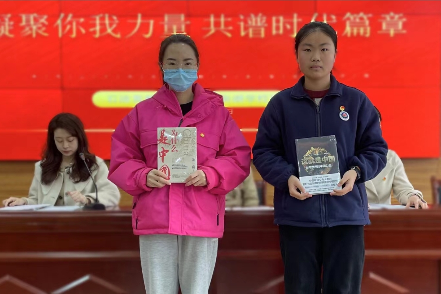 图为获奖团员