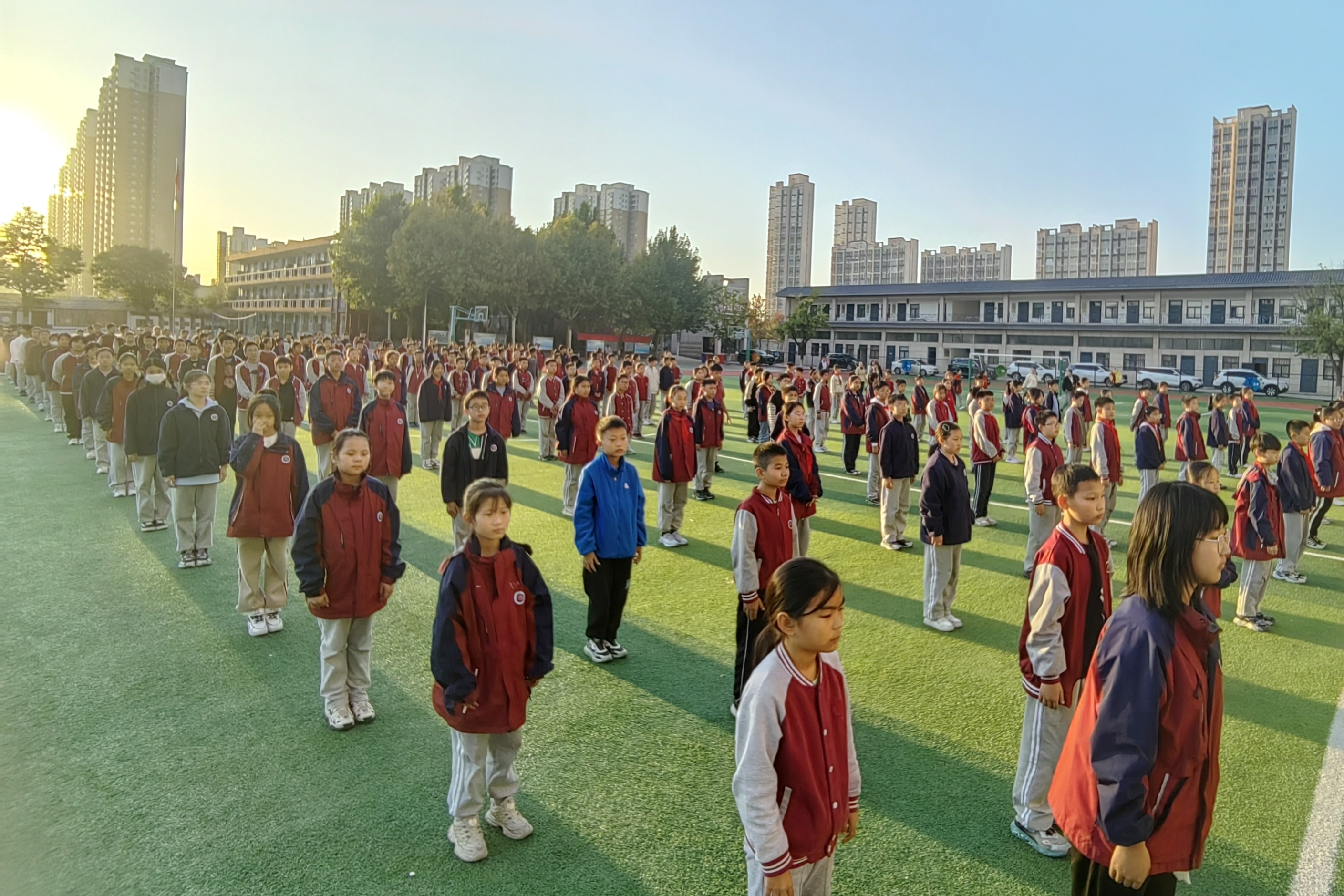 图为表彰会会场